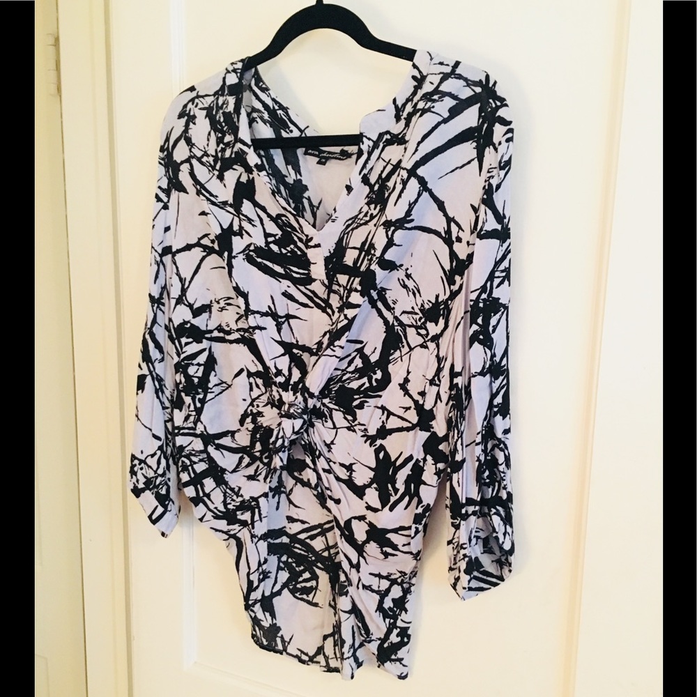 FUN TIE-DIE LAVENDER TOP 💁‍♀️